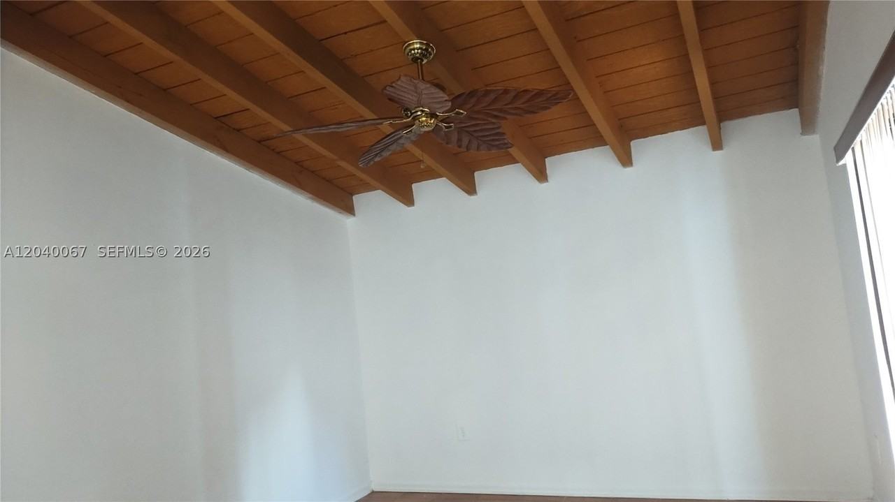 7115 Sw 111th Pl #0 - Photo 6 of 7