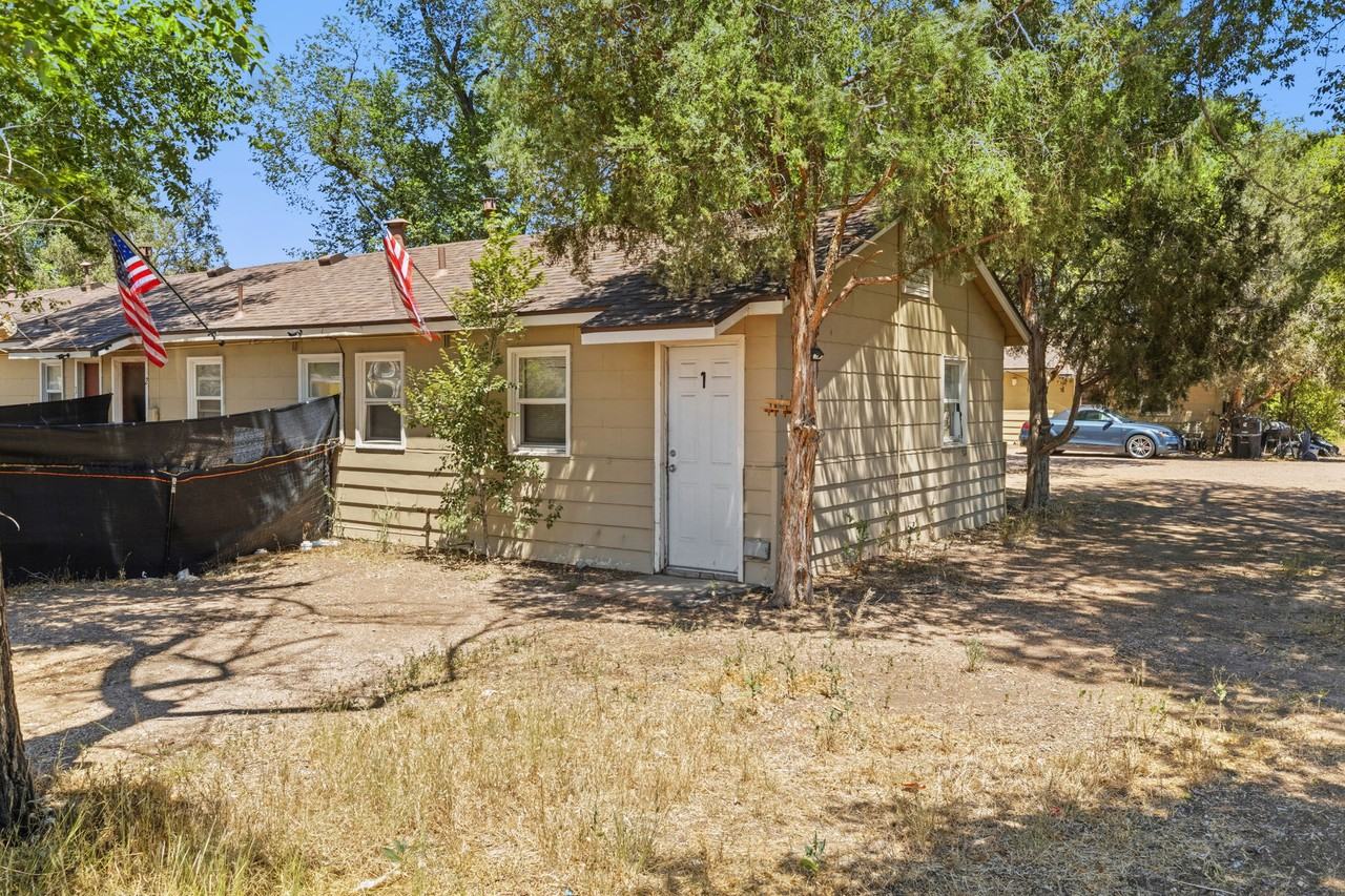 207 N Santa Fe Ave #1 - Photo 6 of 36