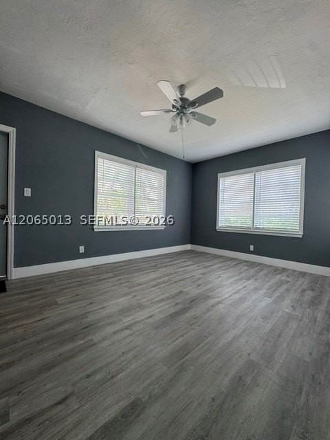 820 Se 12th St #1 - Photo 4 of 10