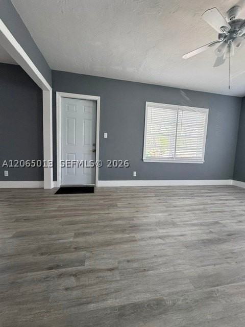 820 Se 12th St #1 - Photo 5 of 10