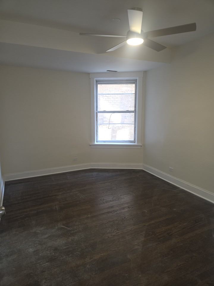 4648 N Paulina St #GDN - Photo 2 of 12
