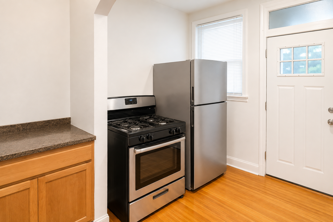 2332 W Addison St #B1 - Photo 7 of 7