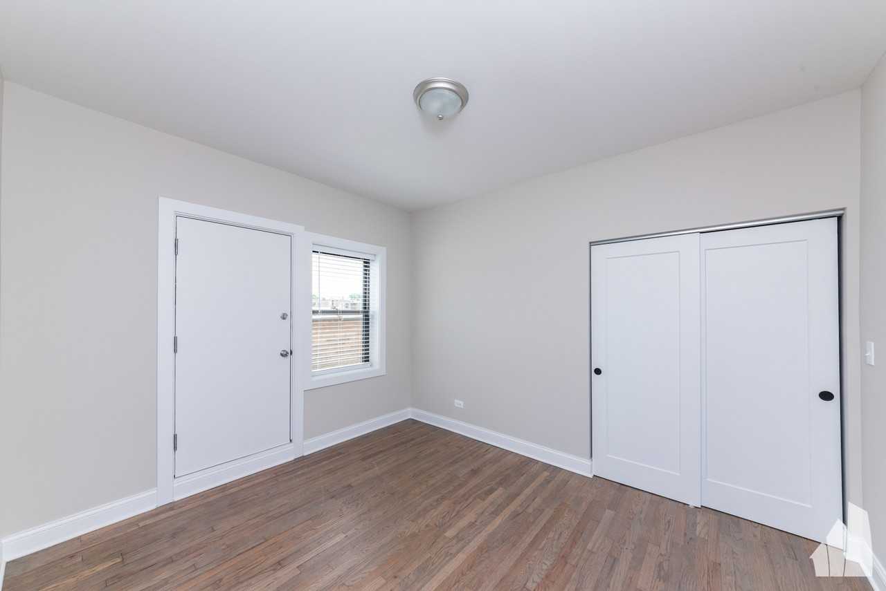 3409 W Fullerton Ave #3407-3D - Photo 6 of 10
