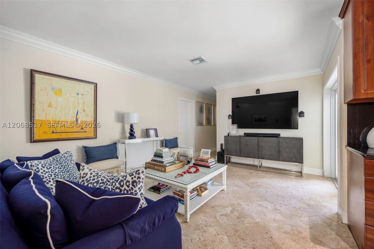 1121 Hardee Rd #1121 - Photo 6 of 19