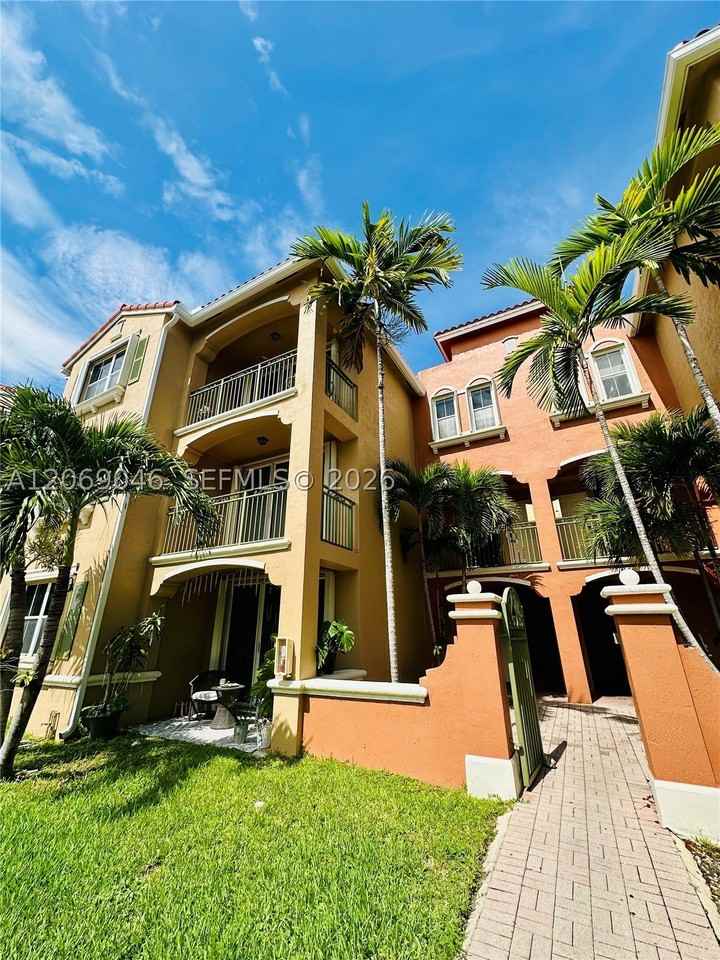 6560 Nw 114th Ave #523