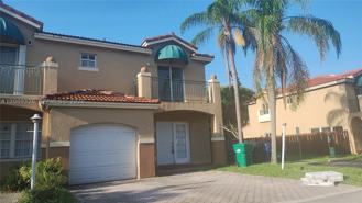 15852 Sw 71st Ter #0 - Photo 1 of 1