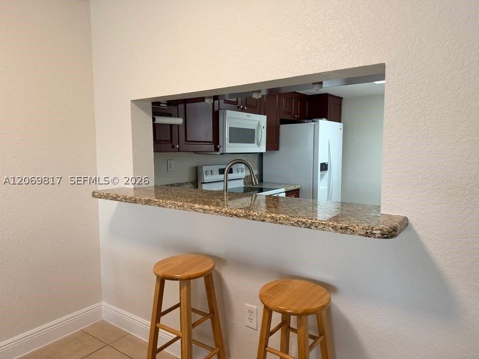 721 Sw 113th Way #721 - Photo 3 of 13