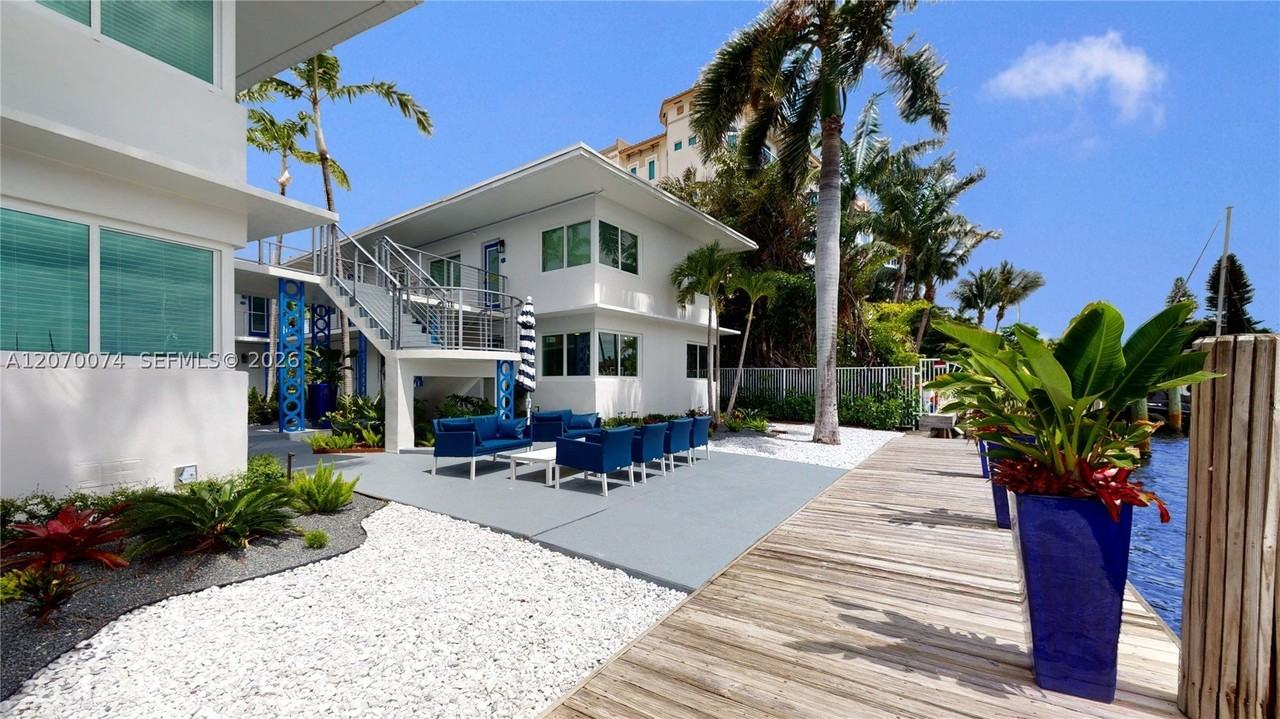 508 Hendricks Isle #12 - Photo 4 of 11