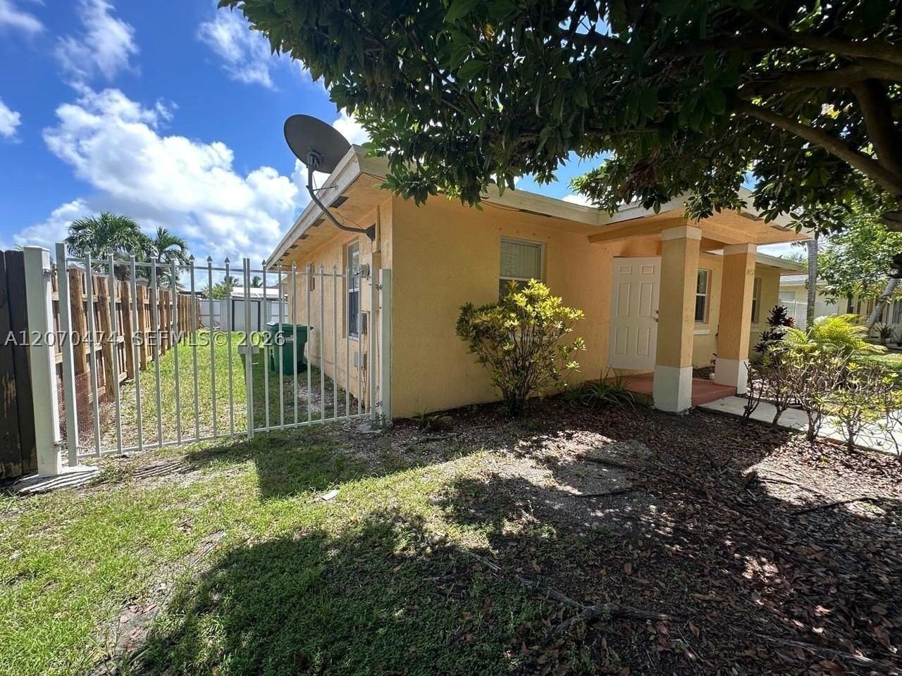 14152 Sw 291st Ter #0 - Photo 2 of 30