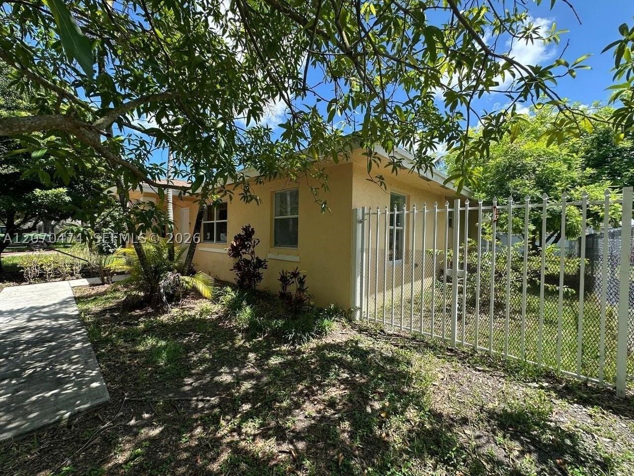14152 Sw 291st Ter #0 - Photo 3 of 30