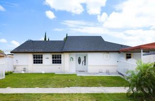 12440 Sw 207th Ter - Photo 1 of 1