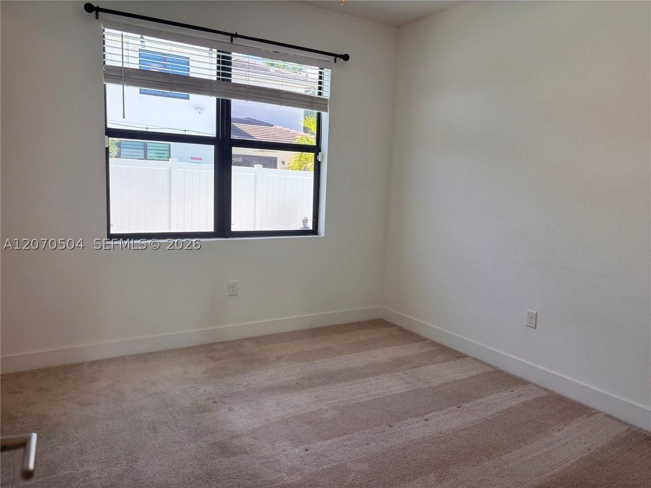 23400 Sw 108th Ave #1 - Photo 5 of 17