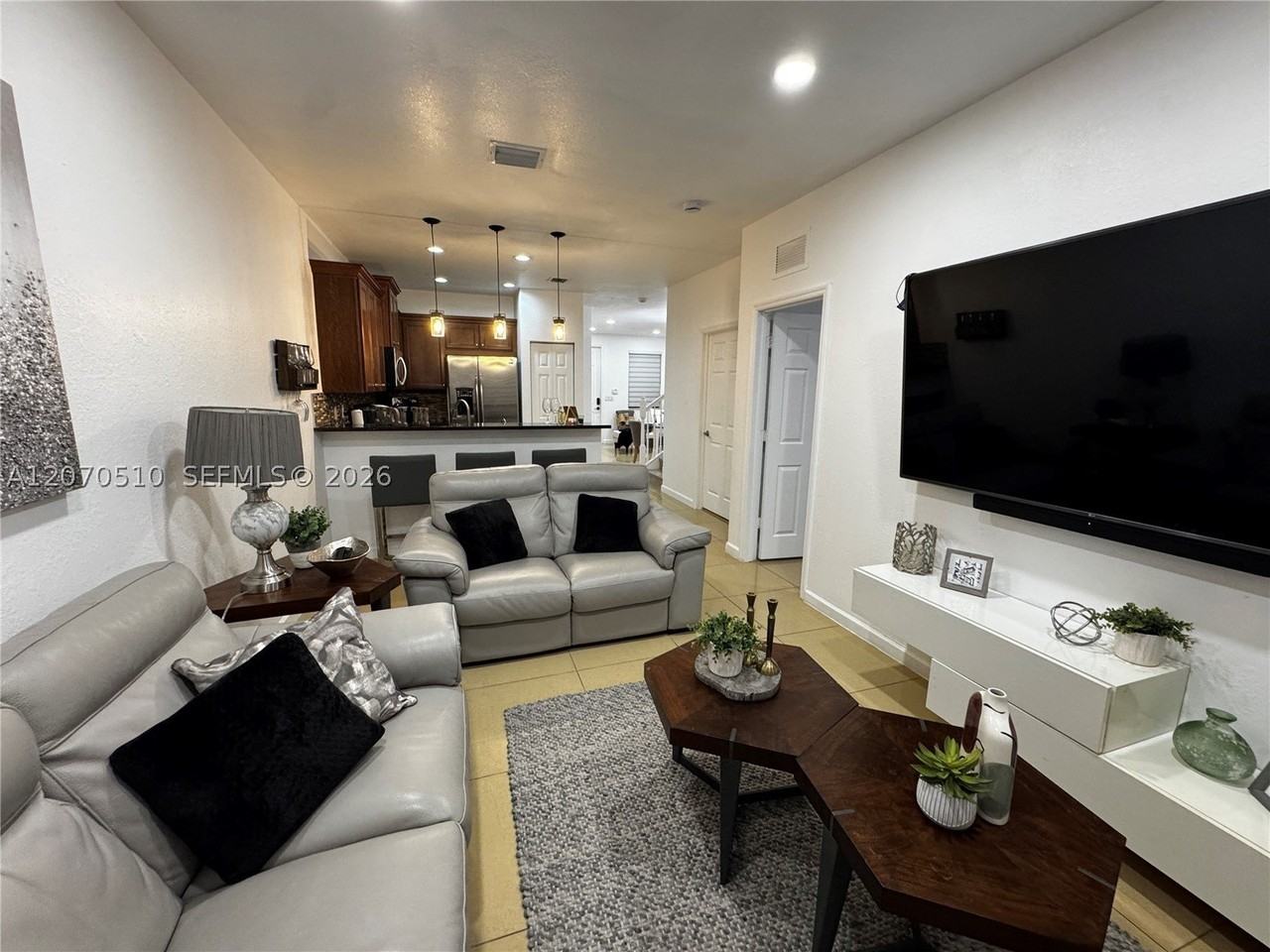 8715 Nw 98th Ave #8715 - Photo 4 of 15