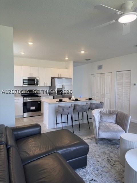2225 Se 30th St #2225 - Photo 4 of 17