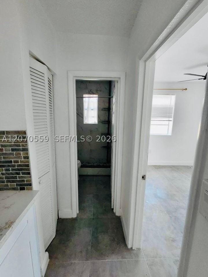 308 Nw 2nd Ave #S - Photo 4 of 11