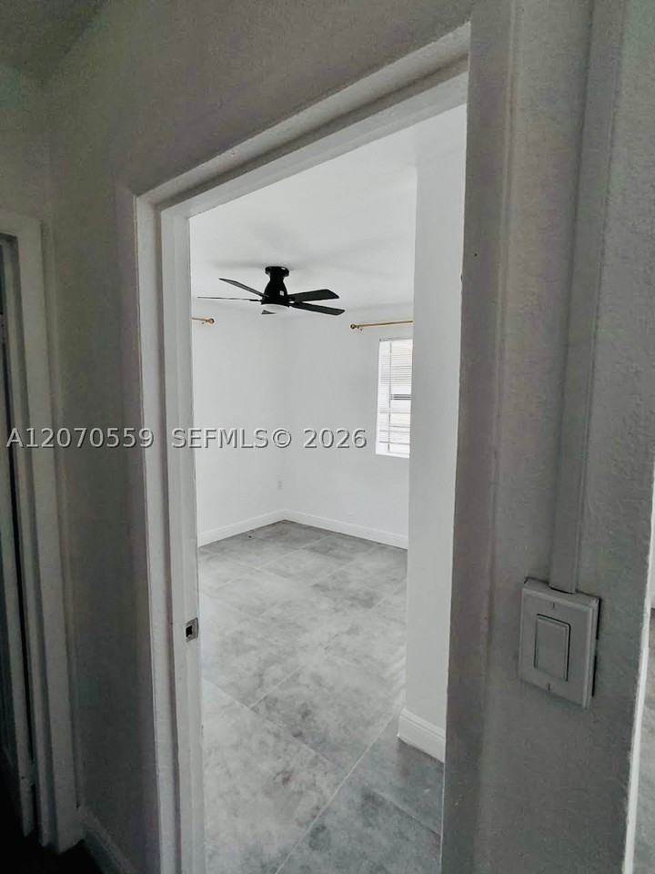 308 Nw 2nd Ave #S - Photo 6 of 11