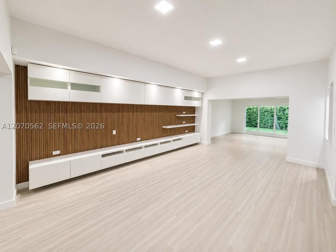 4726 Alton Rd - Photo 4 of 20