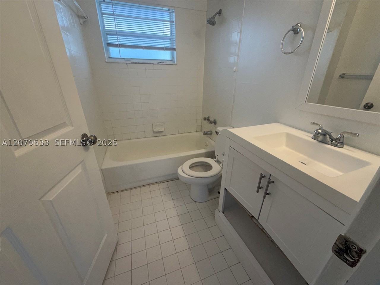 2224 Pierce St #26 - Photo 3 of 6