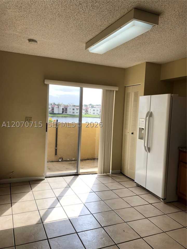 14902 Sw 82nd Ln #13-206 - Photo 4 of 12