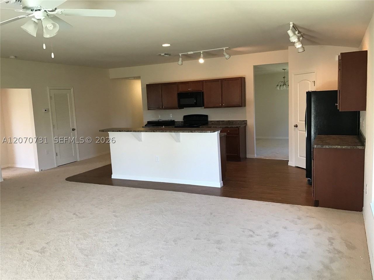 10408 Canal Brook Ln #10408 - Photo 4 of 17