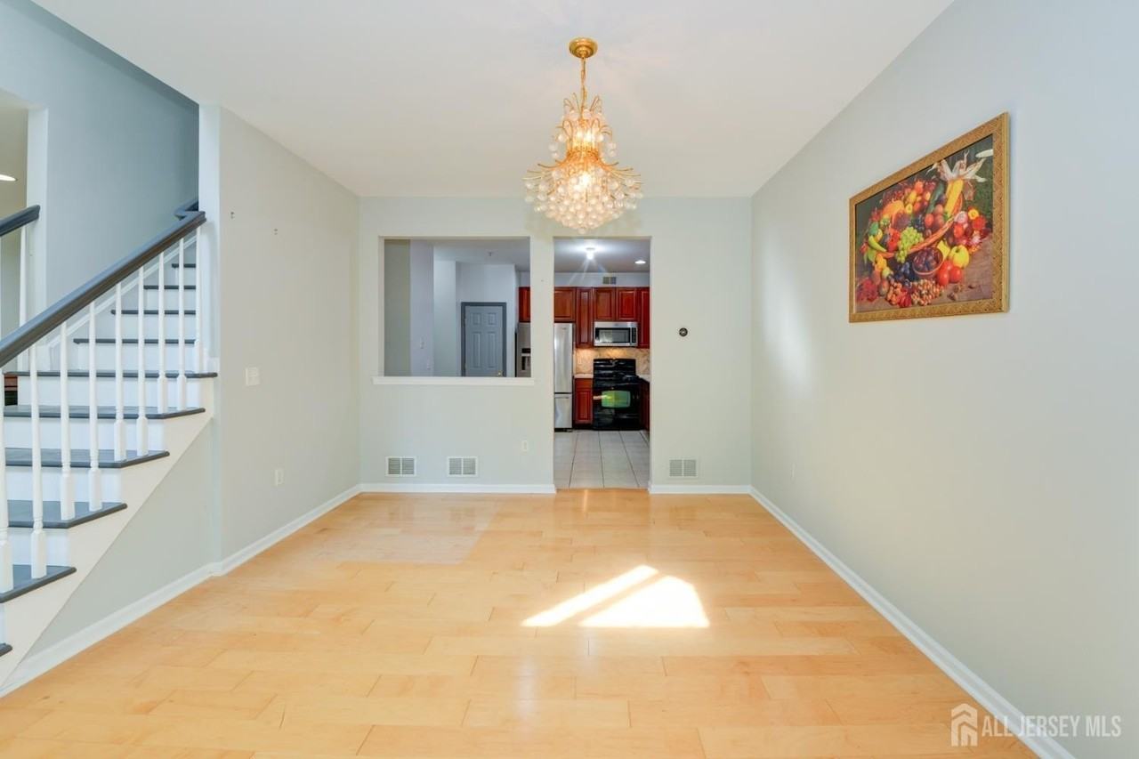 34 Forest Dr - Photo 7 of 41