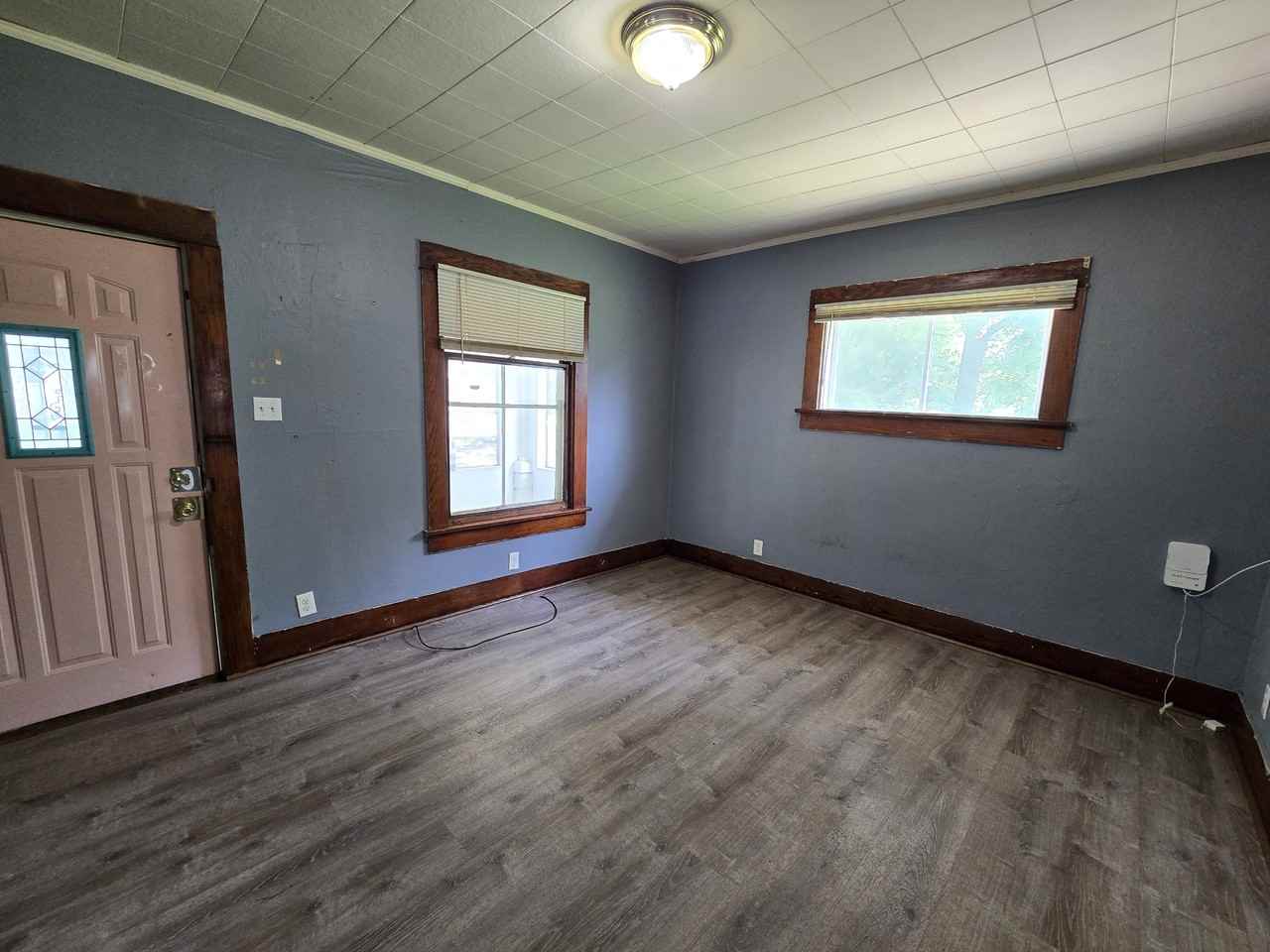 406 Gable St #1 - Photo 3 of 25