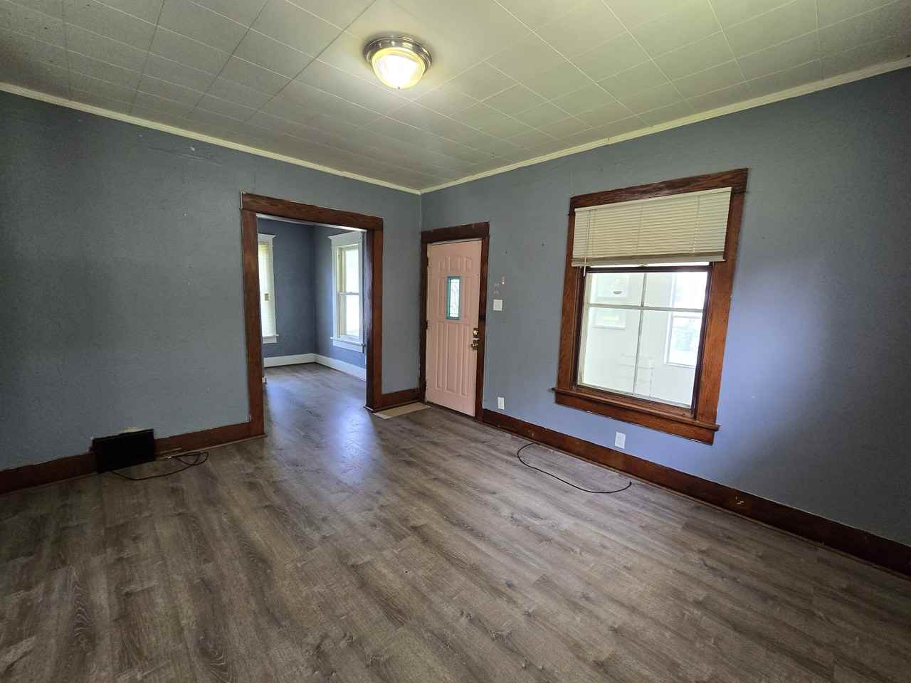 406 Gable St #1 - Photo 4 of 25