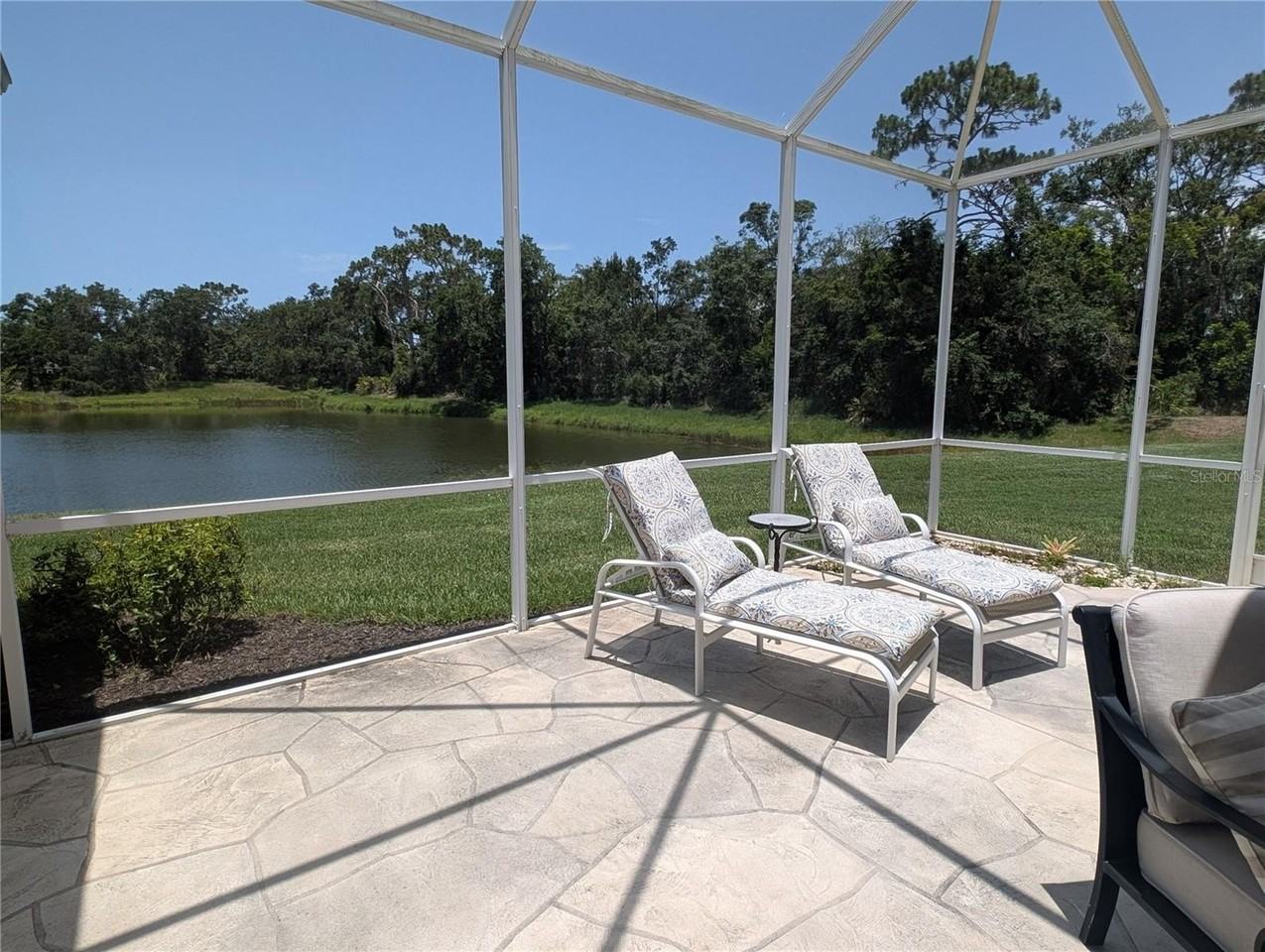 4406 Reflections Pkwy - Photo 5 of 10
