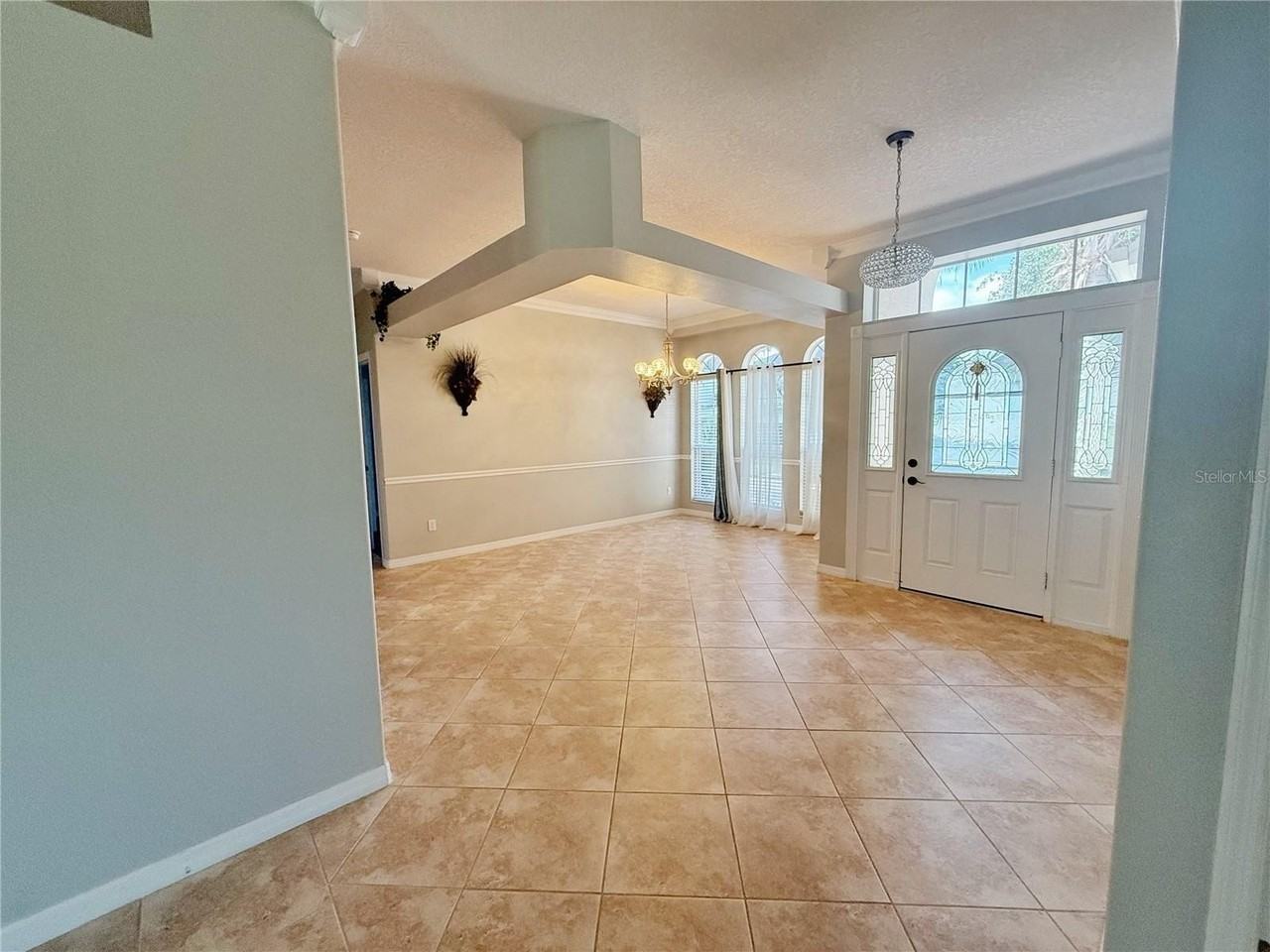 2222 Caxton Ave - Photo 7 of 36