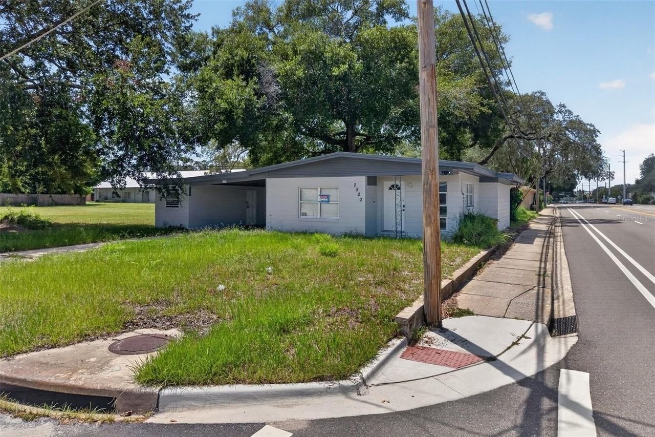 2500 S Myrtle Ave - Photo 2 of 14