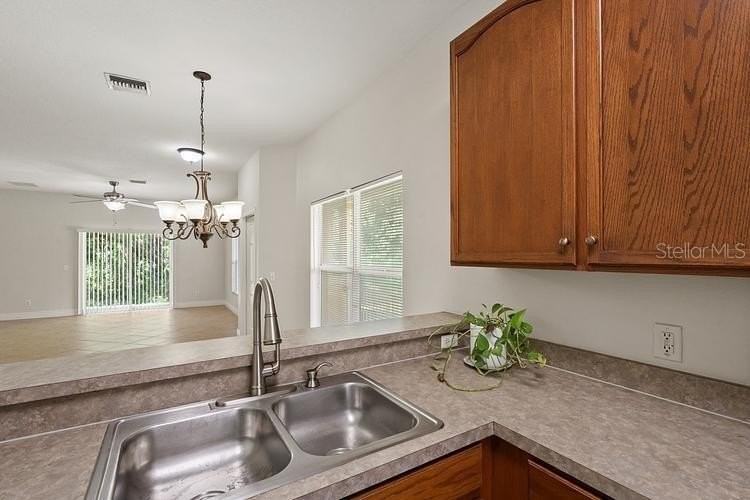 20221 Vintage Oaks Pl - Photo 4 of 14