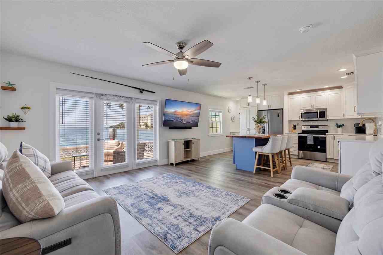 5266 Beach Dr Se #B - Photo 6 of 27