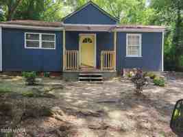 featured image of 3098 Rice Cir