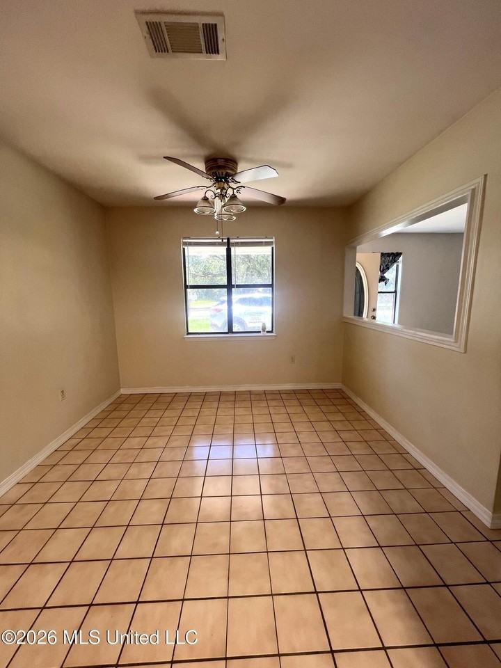 19224 Pineville Rd - Photo 6 of 23