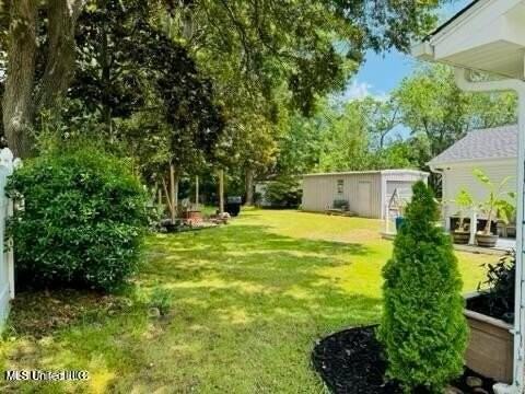 512 Halstead Rd - Photo 6 of 6