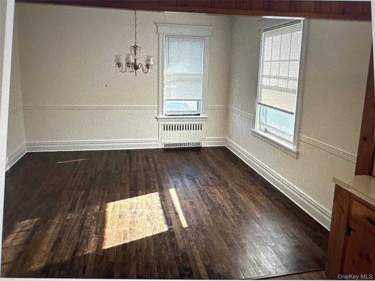 42 Vernon Ave #2 - Photo 3 of 5