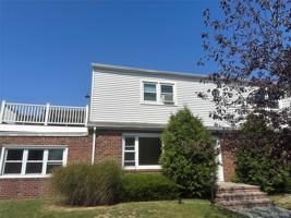 featured image of 375 E Chester St