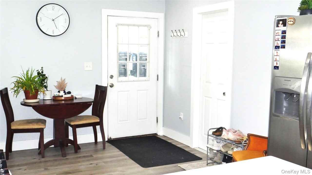 42 Taylor Ave - Photo 2 of 11