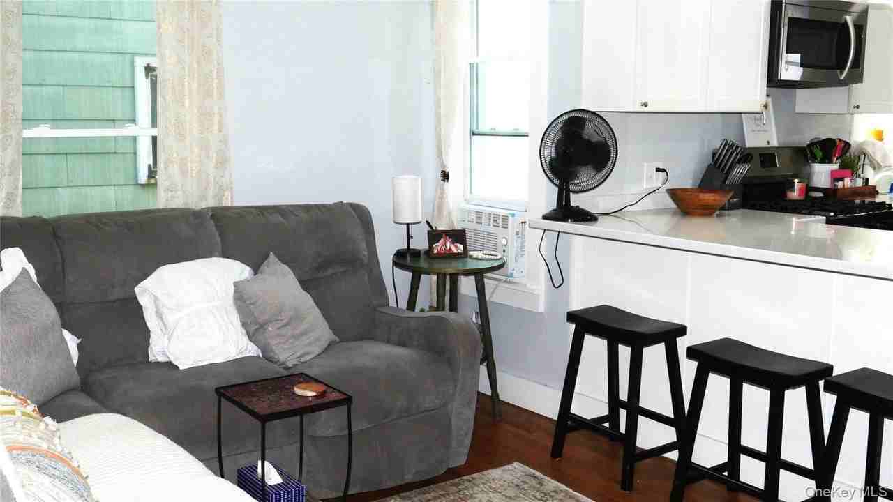 42 Taylor Ave - Photo 5 of 11