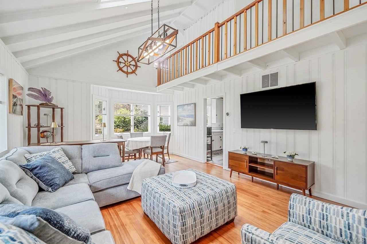 7 Oak Drive - Photo 6 of 47