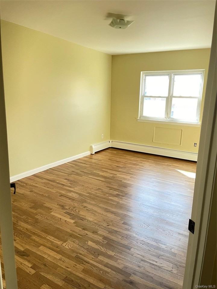 3435 Ely Ave #2 - Photo 6 of 11
