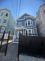 featured image of 78 Maple St #1FL