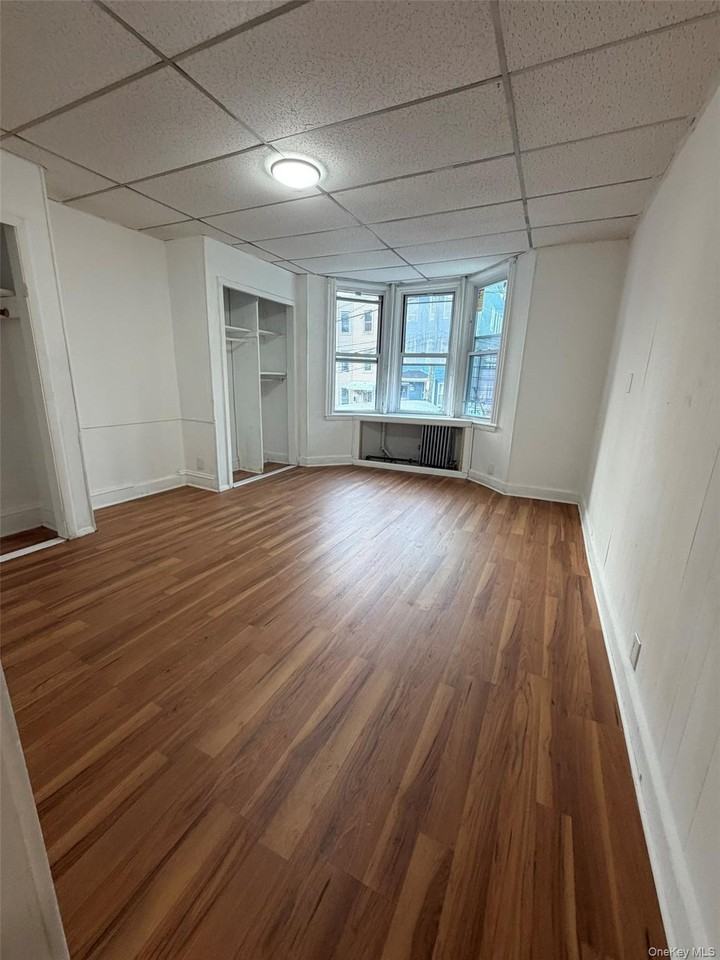 78 Maple St #1FL - Photo 4 of 10