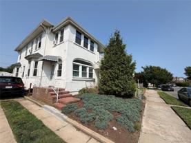 527 W Beech St #1 - Photo 1 of 1