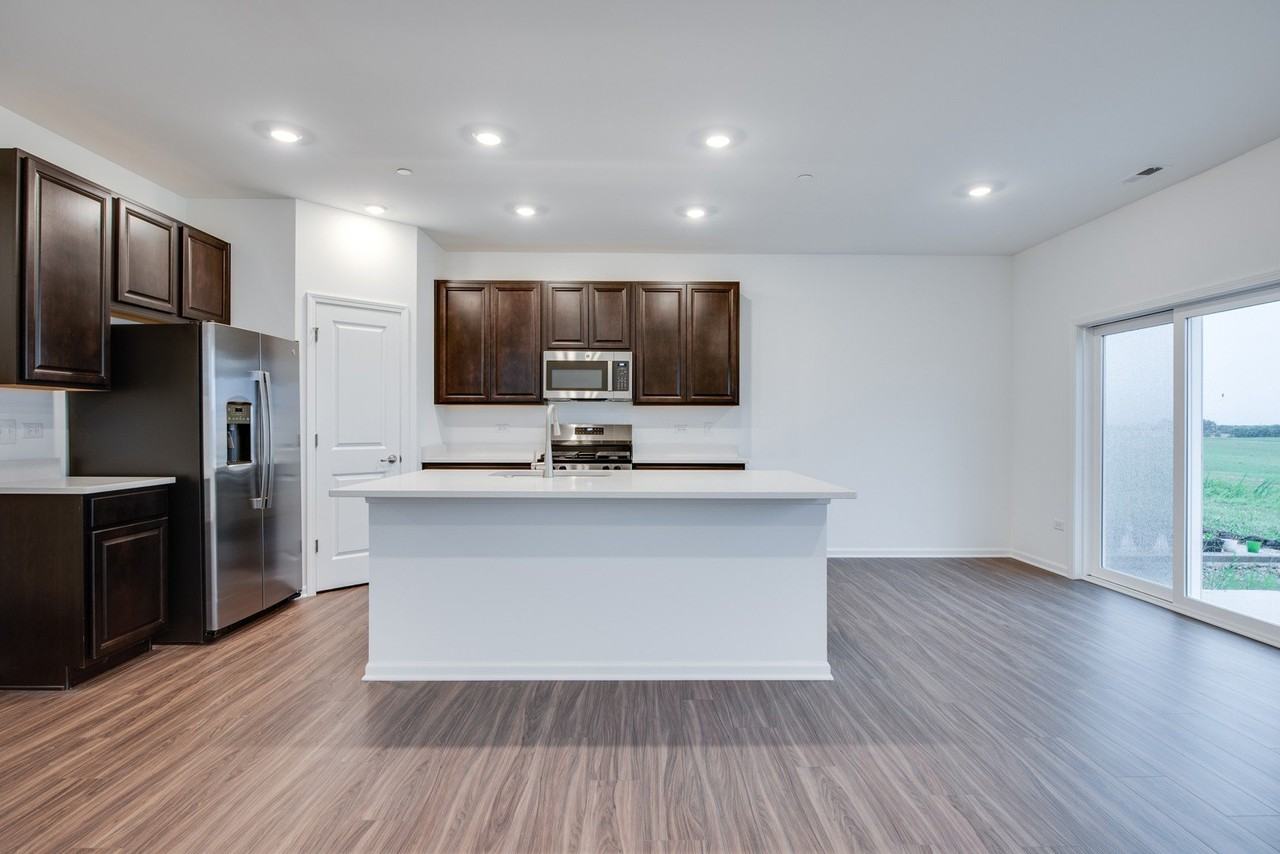235 Cooney Way - Photo 3 of 17