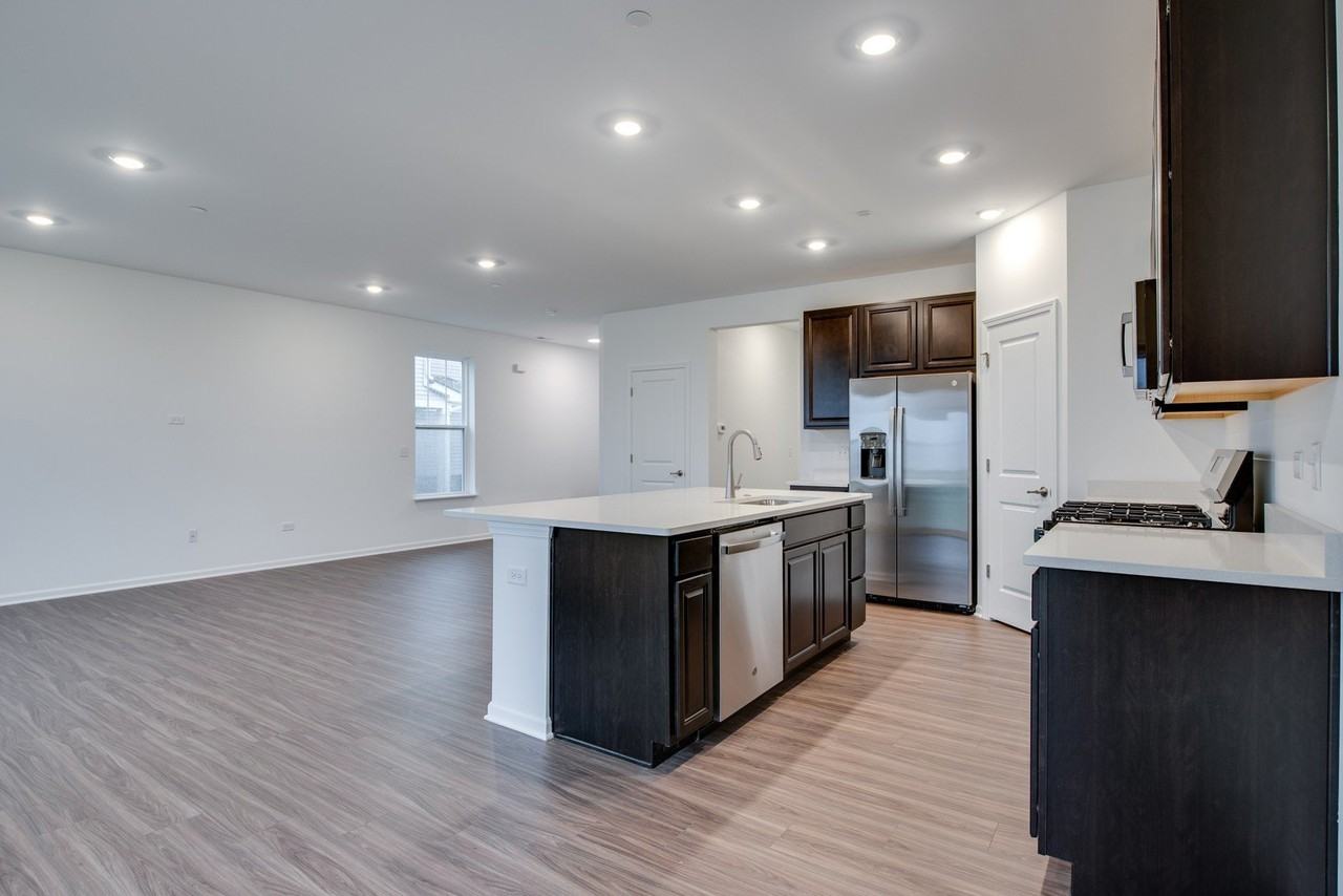 235 Cooney Way - Photo 6 of 17