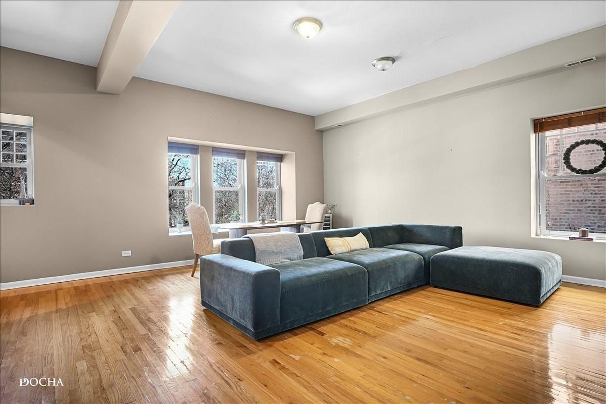 4545 S Drexel Blvd #2A - Photo 2 of 14