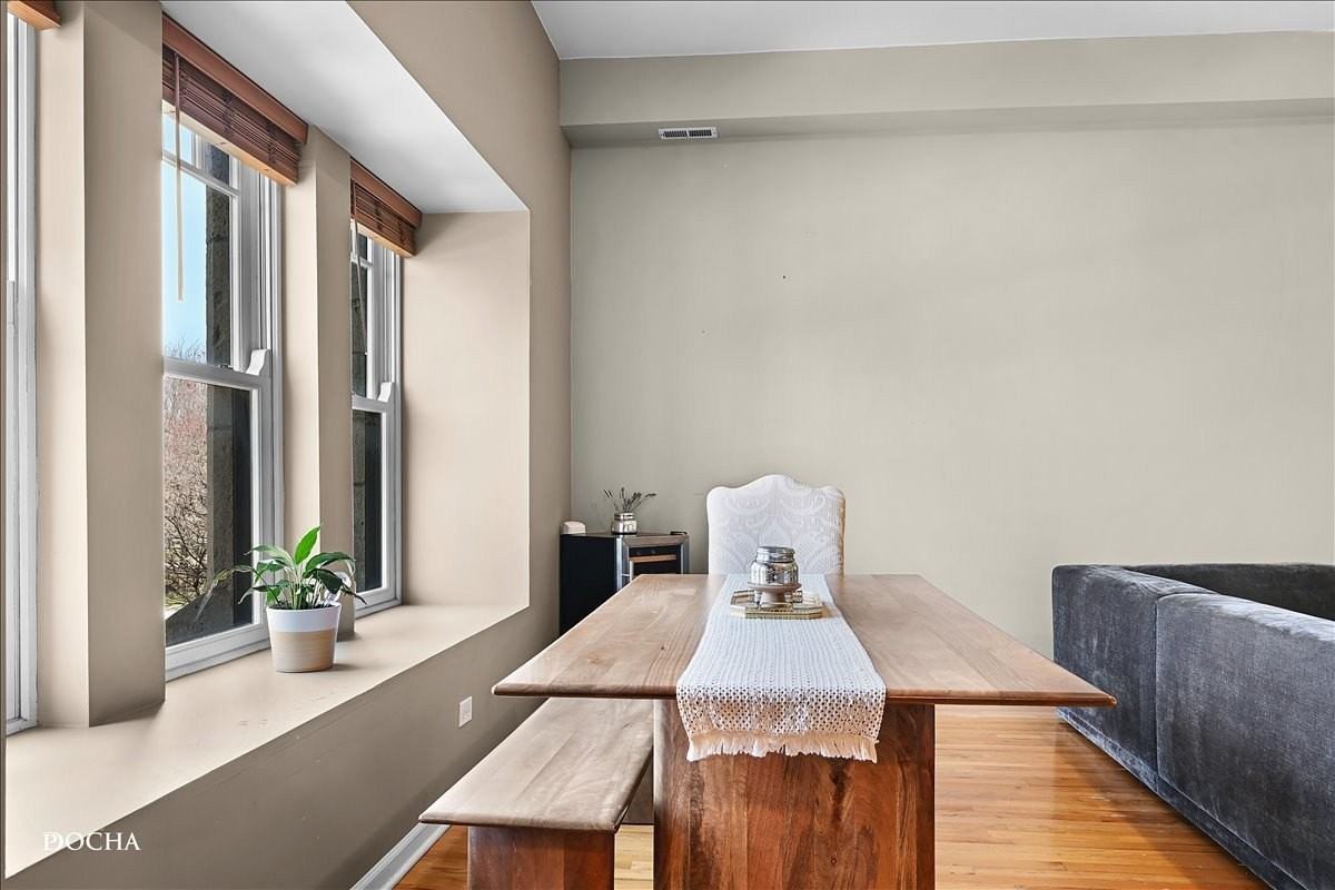 4545 S Drexel Blvd #2A - Photo 3 of 14
