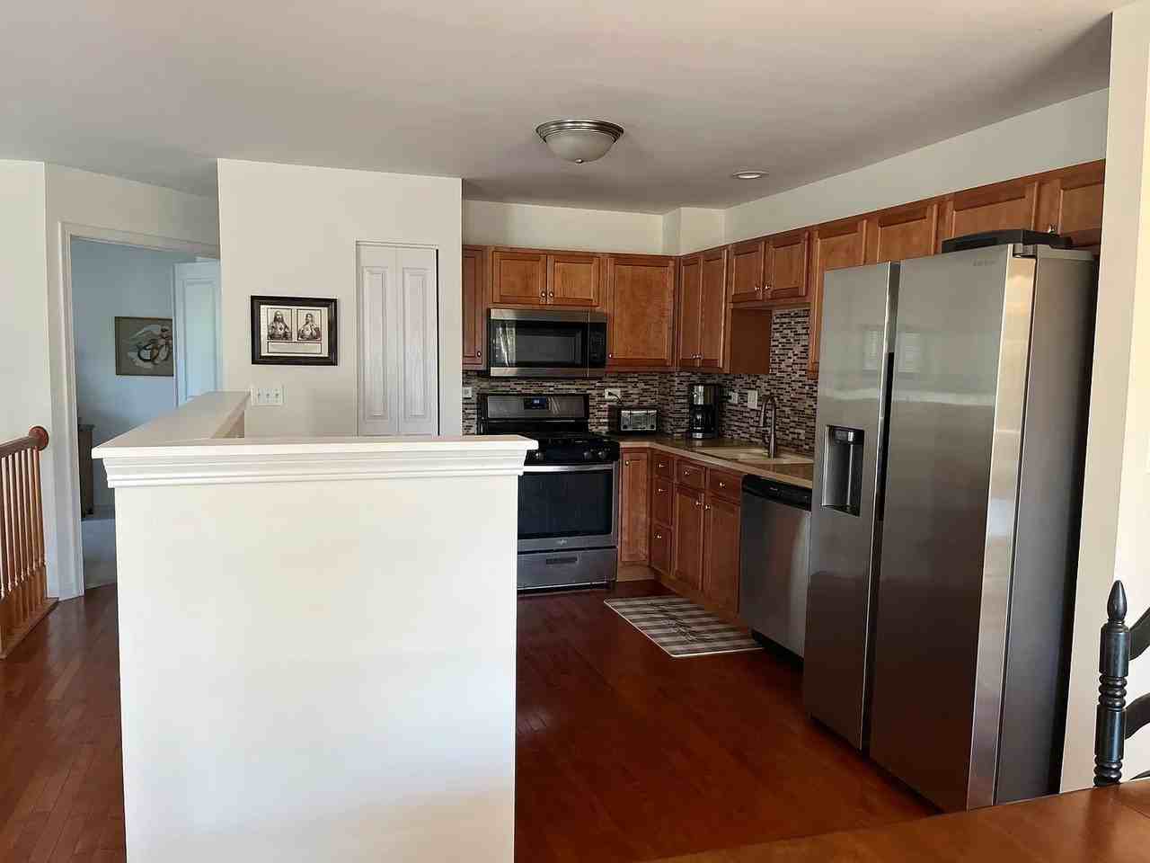 1290 Derry Ln #1290 - Photo 4 of 15