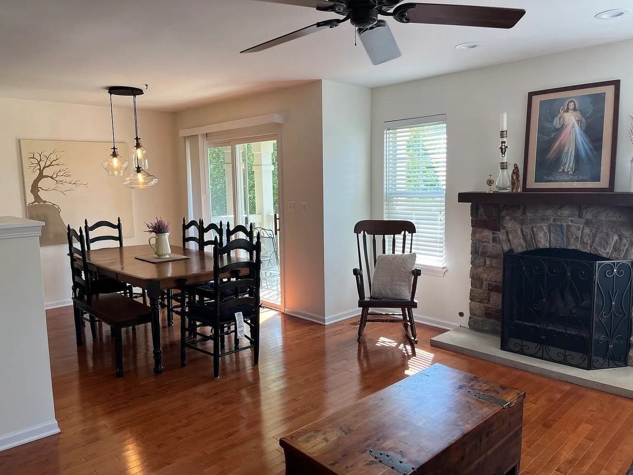 1290 Derry Ln #1290 - Photo 5 of 15